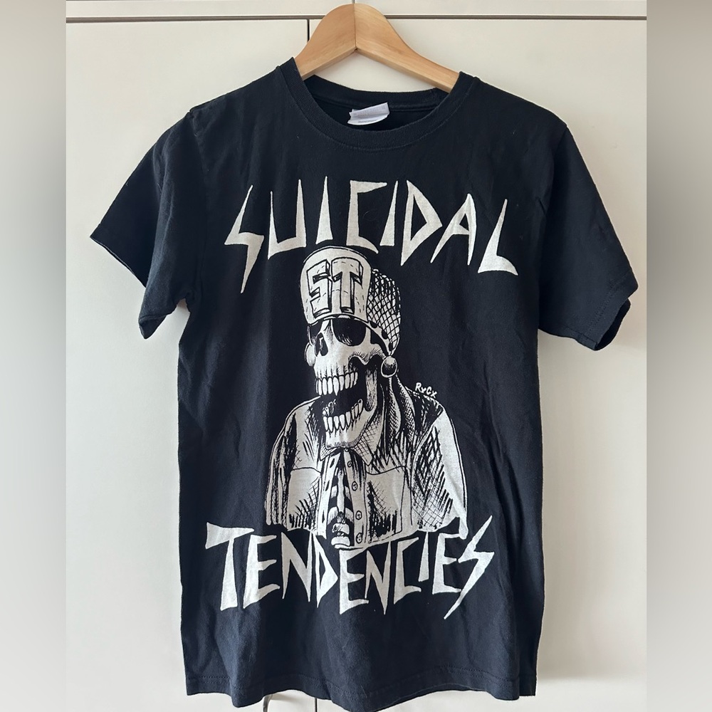 Suicidal Tendencies concert t shirt. Adult size Small